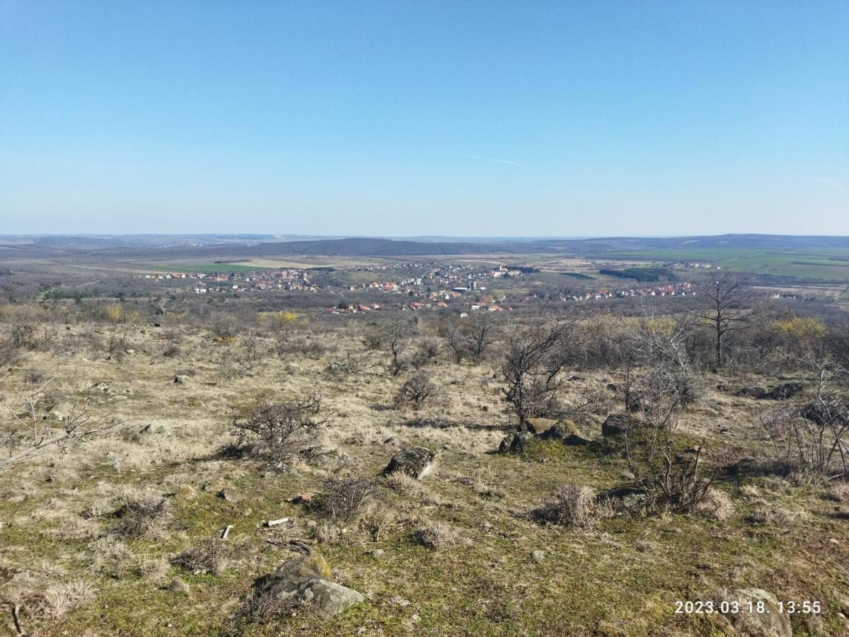 Var-Liget Vendeghaz Kisnána Exterior foto